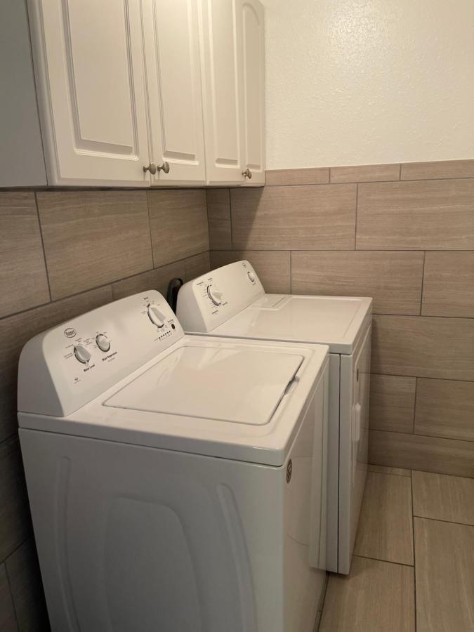 Beautiful Bright & Sparkling 2Bed 1Bath Beach Retreat - Unit 212 Cocoa Beach Exterior photo